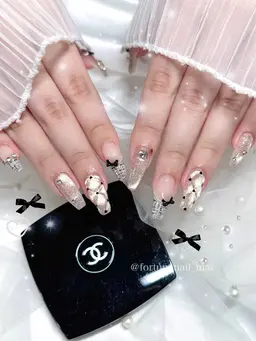 🎀オフありハンドワンホンガーリーちゅるん120分持ち込みデザイン(アート目安10本)🐩💭🎀