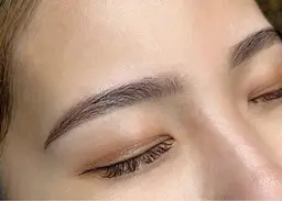 初回▼美眉スタイリング(WAX脱毛)◆メイク仕上げorティント仕上げ//指名料(¥550)込