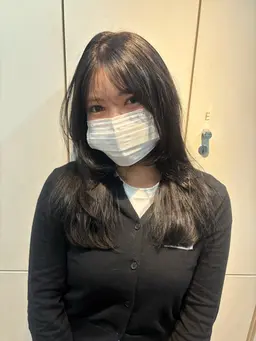 【ブリーチで落とせる黒染め】一時的に黒くしたい!しなきゃいけない!人にオススメなメニューです✨️