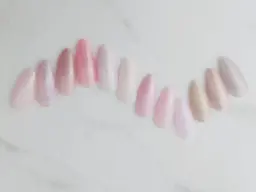 【Jrネイリスト】(オフあり)💫手が綺麗に見える 上品オフィスラメネイル💫自爪を削らないノンサンディングベース使用