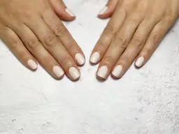 オフあり【銀座】【ハンドネイルモデルを募集】【パラジェル】【ワンカラー】※施術の目安時間のご確認をお願いします。