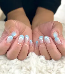 カラーグラデーション★☆ ¥5500次回予約で¥300引き‎𖤐 ̖́-‬