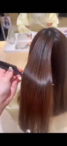 ⛄️冬限定メニュー⛄️サラツヤ持続✨髪質改善✨