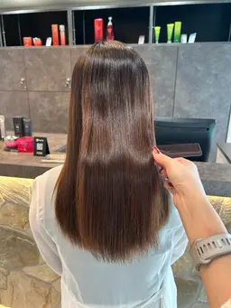 《✨サラツヤ髪導く✨️》縮毛矯正➕前髪カット✂️