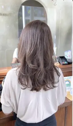 上品オシャレ✨ロングレイヤーカット！ シャンプー＆ブロー付き