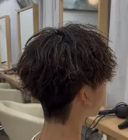 【❤️‍🔥学生限定❤️‍🔥】選べるパーマ🧑‍🦱