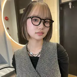 🍨平日限定🍨似合わせカット＋インナーカラー2回ブリーチ＋カラー＋キューティクル補修クイックトリートメント