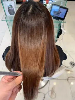 【U24ミニモ学割】✨髪質改善トリートメント+カット+フルカラー✨