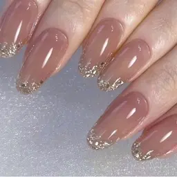 ラメフレンチネイル💅ベース8種類ラメ4種類からお選び頂けます🩷