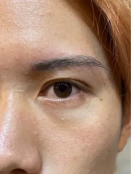 眉カット✂️
