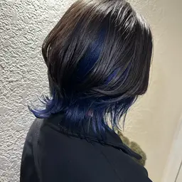 特別価格👍✨インナーカラー［ブリーチ込み］＋トリートメント😁最高級の艶感透明感カラー😊