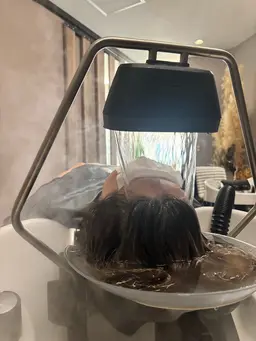 頭浸浴つき極上ヘッドスパ➕髪質改善2ステップトリートメント🫧