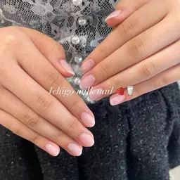 オフィスネイル🩰 ベージュ系、ヌーディー、乳白色など🪽《パラジェル使用、ラメ、ホロok 、長さだし無、オフ無》