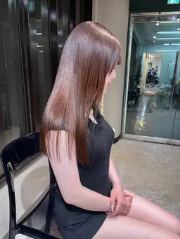 💖💖何度でも同じ価格💖💖カット✖️コテ巻き出来る酸性縮毛矯正✖️トリートメント🪞艶髪　髪質改善リタッチも可