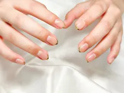 【定番】ガラスフレンチネイル🤍