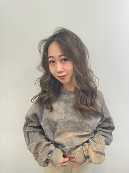 【お出かけに！】Aujuaトリートメント＋コテ巻き仕上げ♫