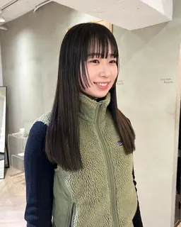 【期間限定✨】ロングモデル様無料カット✂️(鎖骨下)