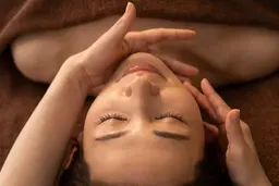 【お試しチケットお持ちの方❣️】オプション付きフェイシャル（約90分）