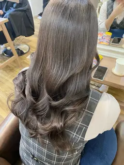 ❄️12.1月限定特別クーポン❄️1日1名様限定❄️ダメージ補修透明感カラー+極潤トリートメント