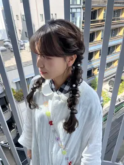 【ポイントメイクレッスン🧚‍♂️💄】個室にて気になる部分のメイクをしっかりとレクチャー🙌💕 ご予定前にもOK🥰