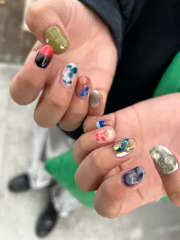 パーツは少しフルデザインにして頂戴🌈👽【初回他店オフ代無料🍀アート多めでパーツ少なめデザインコースになります】