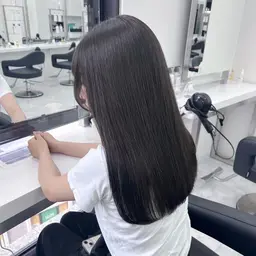 🕊️ミニモ学割🕊️似合わせカット➕モデル級透明感カラー➕オリジナルトリートメント➕炭酸スパ