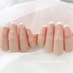 フレンチネイル💅🏻(オフ込) ＼自爪育成ケア込•爪に優しいパラジェル使用／