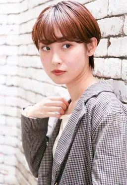 【女性限定】デザインカット(シャンプー付)