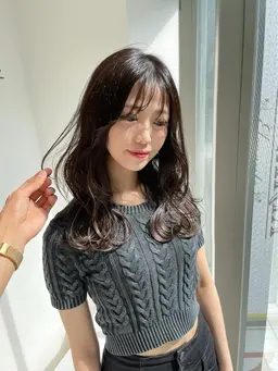 【ミニモ限定クーポン❣️】　　　　　　　　　　　　　　　　艶カラー💕&シャンプーブロー✨