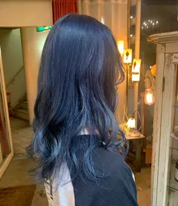 【ブリーチメニュー✴︎】ケアブリーチ＋うるつやトリートメント付き⭐︎17,600円🩰🫧〻