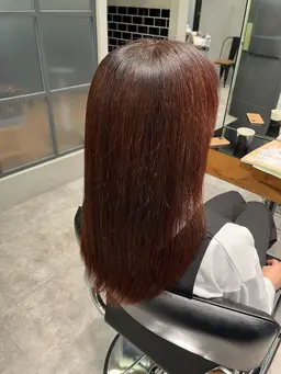 🌼グレイカラー🌼頭皮に優しいゼロテクカラーできます！頭皮につけないけどしっかり白髪は染まるカラーです‎𖤐 ̖́-‬