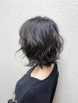 【🔥🌈透明感の向こう側へ🌈🔥】イルミナカラーorアディクシーカラー✨+1ステップトリートメント🥳