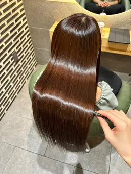 【詳細必読】4/11（土）20:00​〜​限定‼️6cm以上切らせていただける方のみ‼️カット＋ワンカラー(ブリーチ無し)