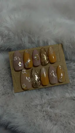 成人式ネイル✨👘￥6,600~