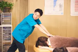 •　【再来特典】通常¥8,250→¥6,050！人気整体プラン