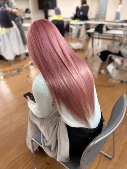 2/16限定✨️ブリーチ＋カラー無料✨️