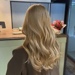 🫧ハイトーンカラー🫧ケアブリーチ+艶カラー