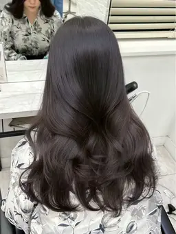 《韓国風ヘアに似合うカラー🇰🇷🌙》透明感＆柔らかい色味に仕上げます🎀