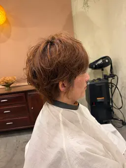 ‪⚪︎カット+パーマ  🫧🦢