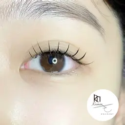 ミニモ限定💎フラットラッシュ100本👀束感仕上げも◎L.LCカールあり🙆🏻‍♀️オフの有無ご連絡ください