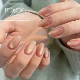 【増枠🔸モデル価格】トレンド💕マグネットネイル （オフ¥1000・自爪育成ケア込）