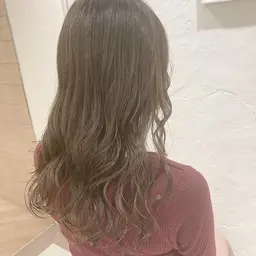 ⭐️カット+デジタルパーマ+ヒアルロン酸Tr⭐️