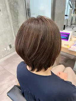 【ミニモ限定】💫カット&白髪ぼかしカラー&プチトリートメント&コテ巻き無料💫