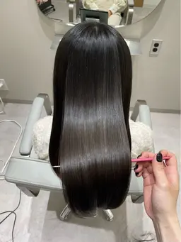 【平日限定🪽】🌸ZinaオリジナルPremium髪質改善トリートメント+似合わせカット🌟