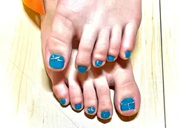 【ご新規様限定🌈】フットネイル+2本アート(両足で計4本アート)