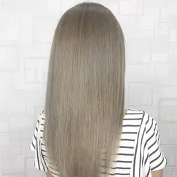 ✨アディクシーカラー＋カット💇‍♀️💇‍♂️透明感カラーでオシャレに変身🎨✨