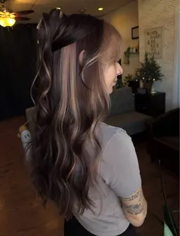 【ミニモ限定🎀꙳.*】《ブリーチなし❕》インナーカラー+内部補修トリートメント✨️⋆*