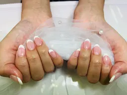 オフあり限定❣️フレンチネイル