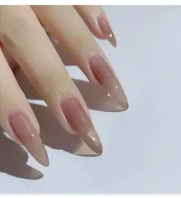 平日割10時—15時まで★チップ長さだし★ワンカラーorラメーグラ¥8500→¥8000