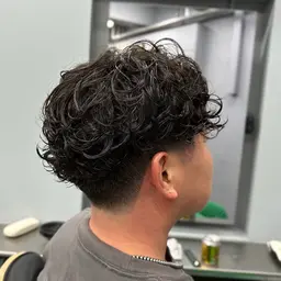メンズカット＋パーマ＋シャンプー&パワートリートメント＋眉毛カット